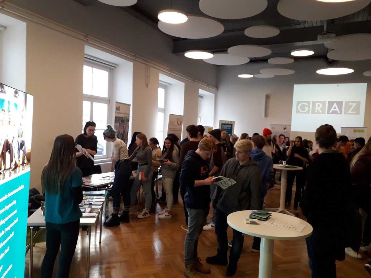 Studieren_im_Zentrum_04 © IBOBB-Café Studieren_im_Zentrum_04