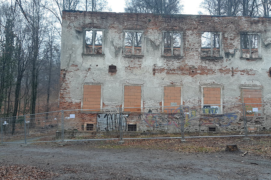 Jesuitenrefektorium am Rosenhain: Die GBG hat die Anlage wegen Gefahr im Verzug sperren müssen.