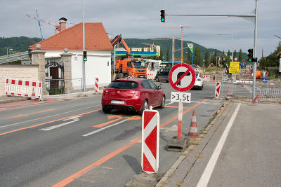 In Reininghaus wird auf Hochdruck gearbeitet, ein Teil der Wetzelsdorfer Straße wird während der Sommerferien zur Einbahn. © PR Trumler In Reininghaus wird auf Hochdruck gearbeitet, ein Teil der Wetzelsdorfer Straße wird während der Sommerferien zur Einbahn.
