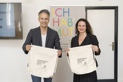 Sozialstadtrat Kurt Hohensinner und Sandra Schimmler (Fachbereichsleiterin im Sozialamt) © Stadt Graz/Fischer Sozialstadtrat Kurt Hohensinner und Sandra Schimmler (Fachbereichsleiterin im Sozialamt)