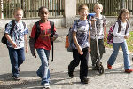 Sicher unterwegs: Kinder auf dem Schulweg © LPD Stmk Sicher unterwegs: Kinder auf dem Schulweg © LPD Stmk