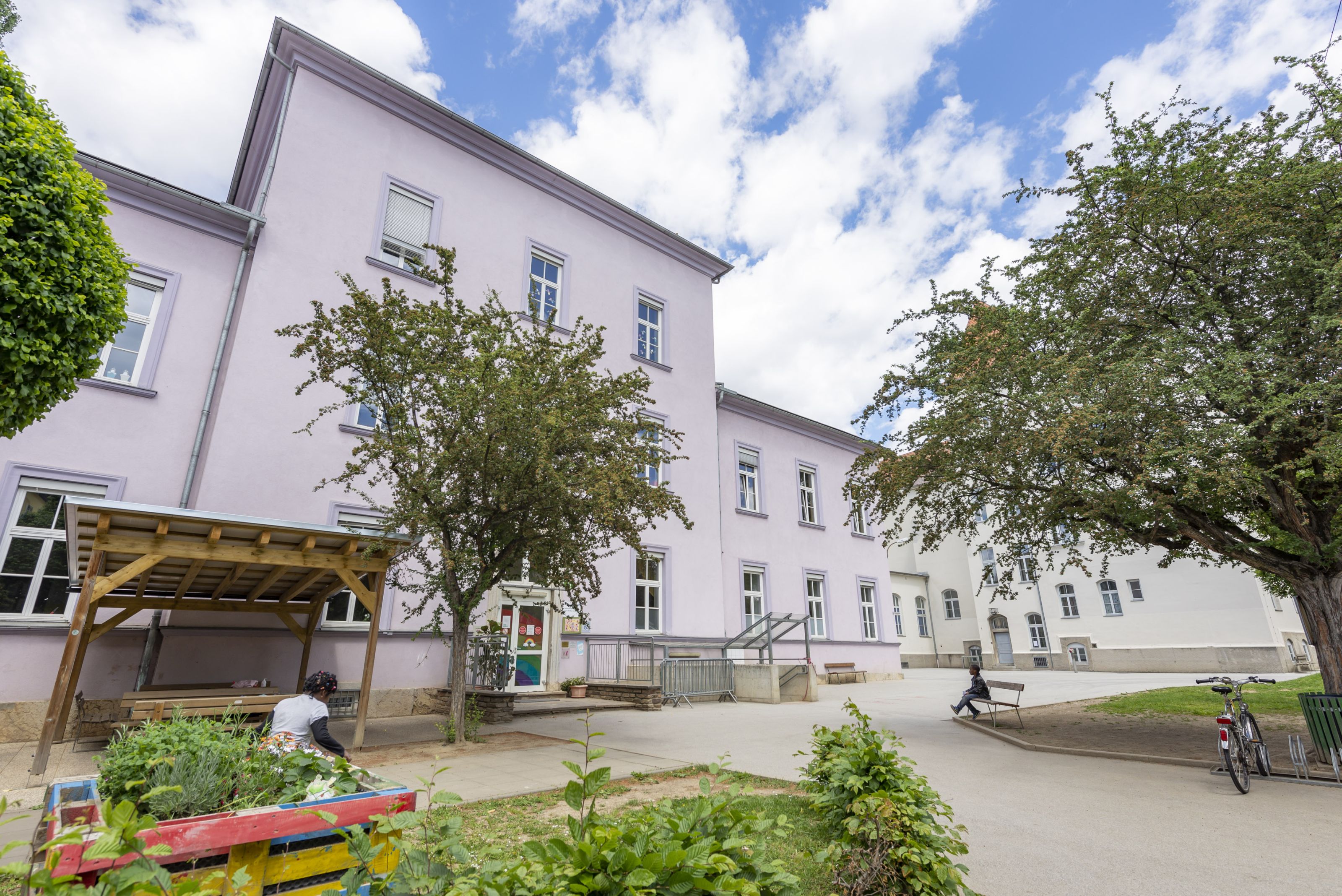 Volksschule Bertha von Suttner - Schulhof