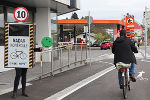 RADar-Kontrolle für RadfahrerInnen in der C.-v.-Hötzendorf-Straße © KFV RADar-Kontrolle für RadfahrerInnen in der C.-v.-Hötzendorf-Straße © KFV