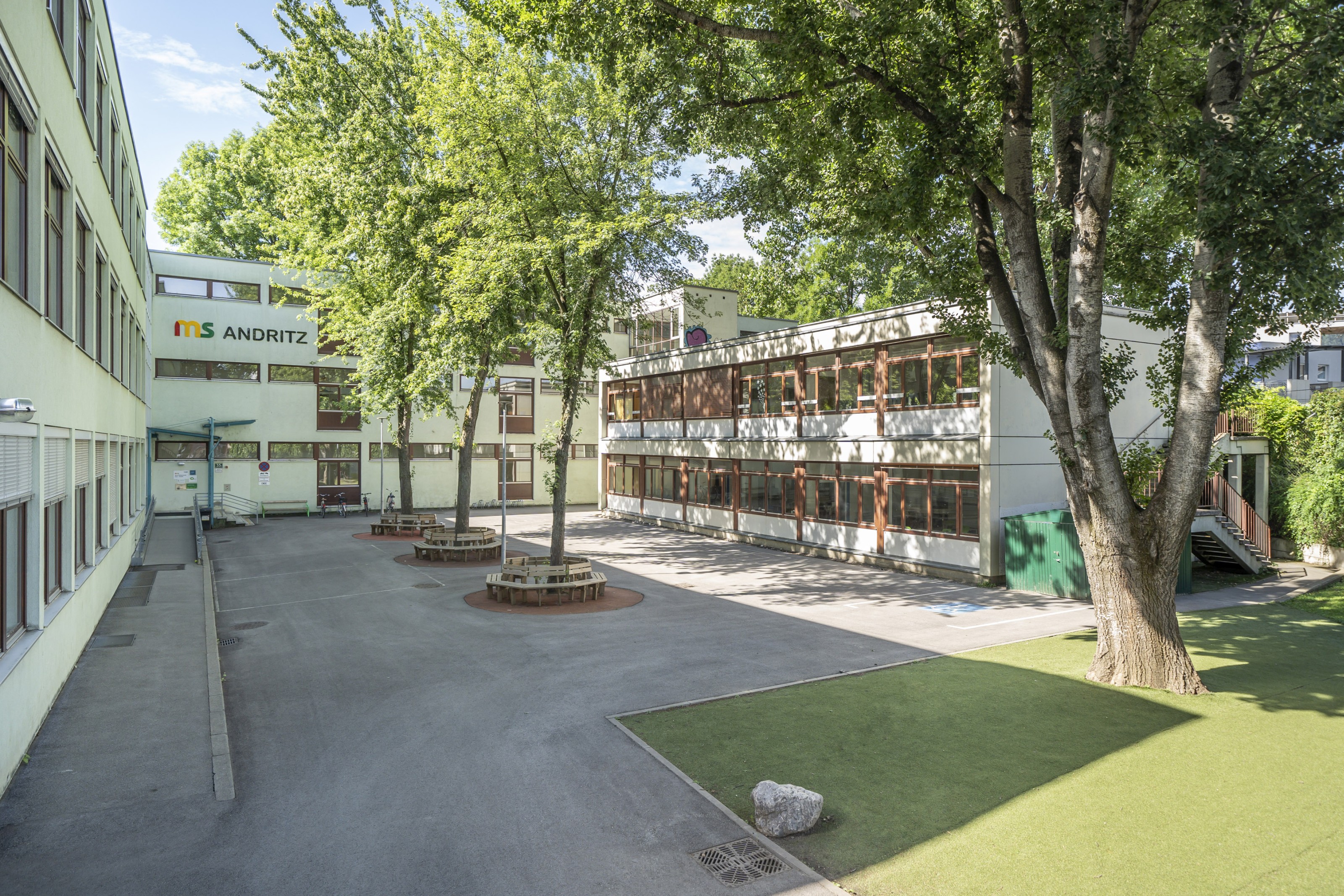 Mittelschule Viktor Kaplan, Gebäudeansicht © Stadt Graz/Fischer Mittelschule Viktor Kaplan, Gebäudeansicht