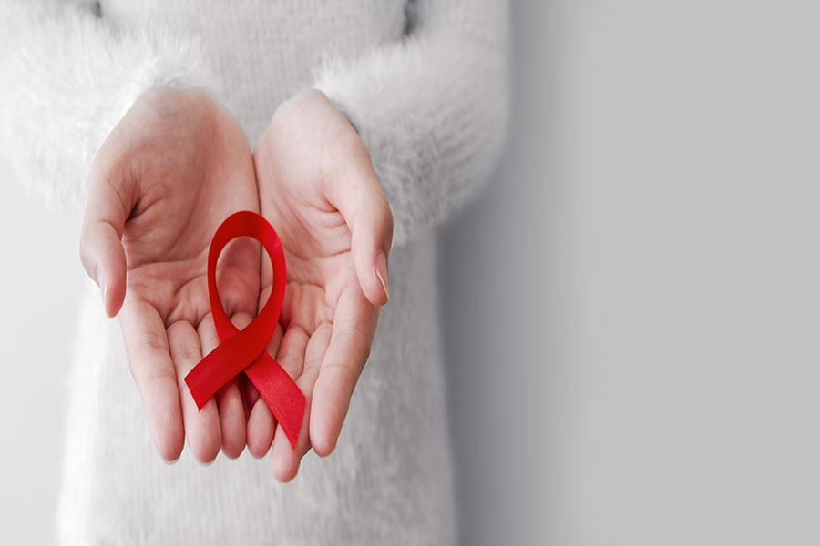 Der Welt-Aids-Tag am ersten Dezember steht für Solidarität mit den Betroffenen. © stock.adobe.com/Myimagine Der Welt-Aids-Tag am ersten Dezember steht für Solidarität mit den Betroffenen.