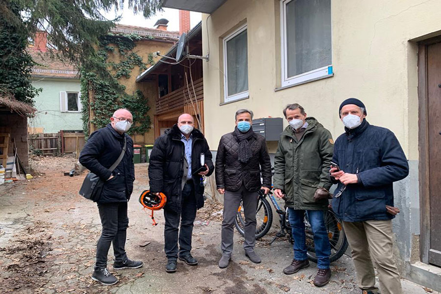 Bei der Besichtigung [v.l.n.r.]: Rainer Plösch – GBG, Matthias Eder – Abteilung f. Immobilien, BGM Siegfried Nagl, Günter Hirner – GF GBG, Christian Brugger – Landeskonservator Bundesdenkmalamt.