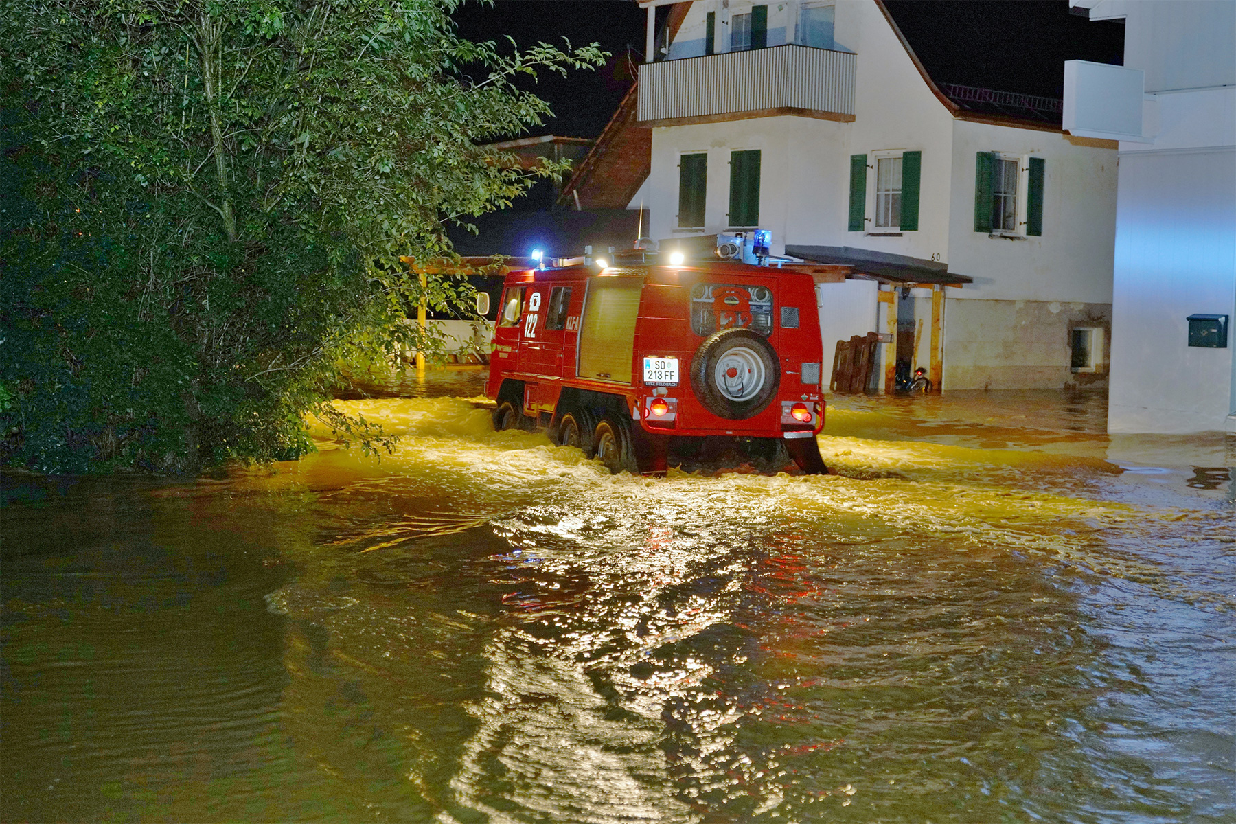 ... Einsätze - das war das Feuerwehrjahr 2020. © LFV/F.Fink ... Einsätze - das war das Feuerwehrjahr 2020. © LFV/F.Fink