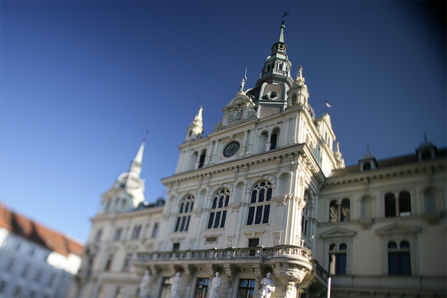 Im Rathaus befindet sich der Sitz der Stadtregierung.