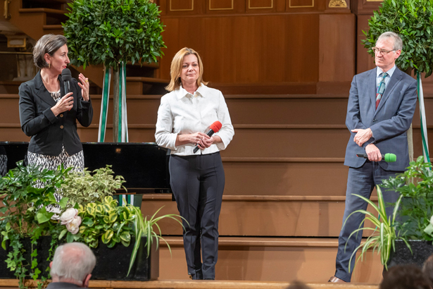 Im Interview: Barbara Stelzl-Marx, Angelika Vauti-Scheucher und Klaus Starl (v. l.). © Stadt Graz/Fischer Im Interview: Barbara Stelzl-Marx, Angelika Vauti-Scheucher und Klaus Starl (v. l.).