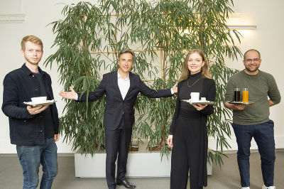 V.l.n.r.: Stephan Rieger, Bürgermeister Siegfried Nagl, Sarah Kohlendorfer, Florian Joham © Stadt Graz/Foto Fischer V.l.n.r.: Stephan Rieger, Bürgermeister Siegfried Nagl, Sarah Kohlendorfer, Florian Joham