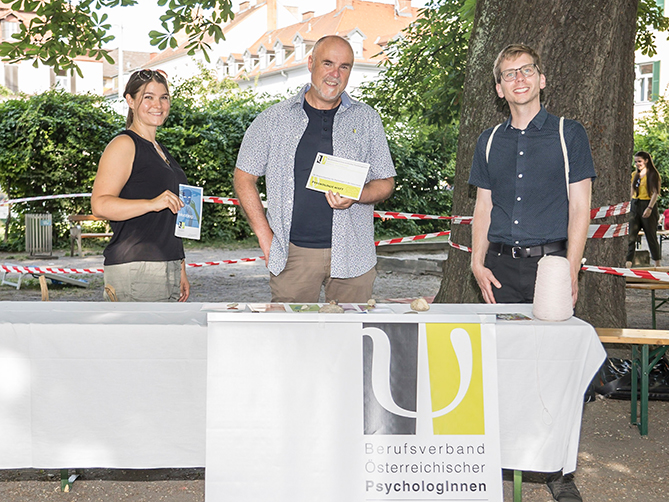 Sommerliche Temperaturen und ein vielseitiges Programm sorgten für gute Laune im Fröbelpark.