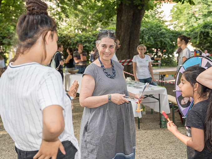 Sommerliche Temperaturen und ein vielseitiges Programm sorgten für gute Laune im Fröbelpark.