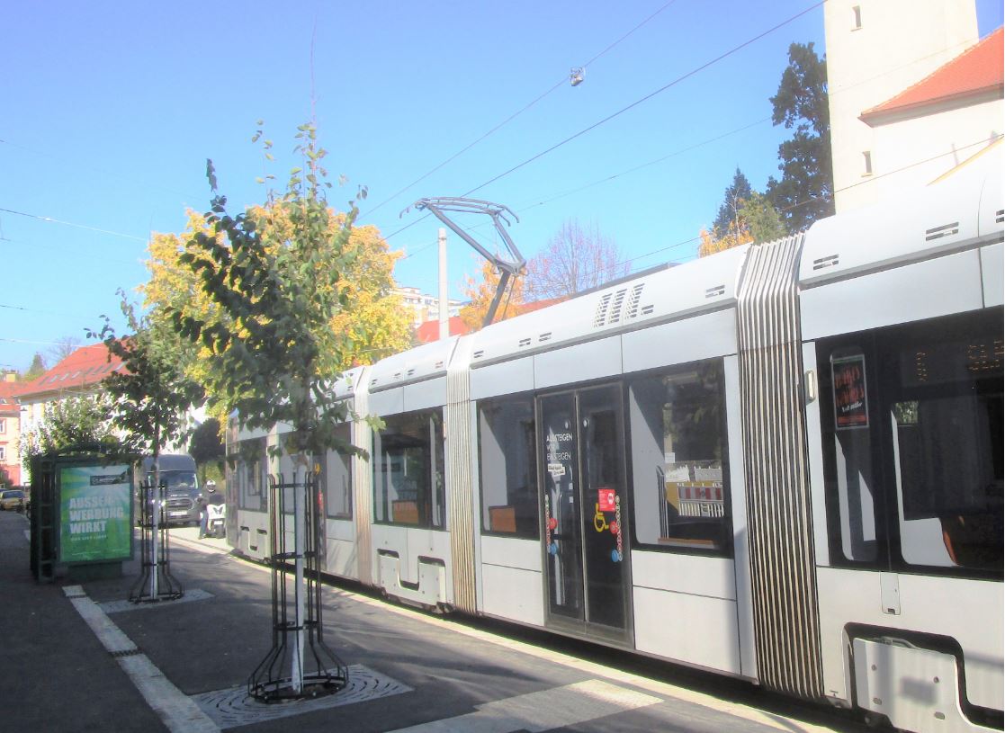 Haltestelle Münzgrabengürtel stadtauswärts © Stadt Graz/Wehap Haltestelle Münzgrabengürtel stadtauswärts