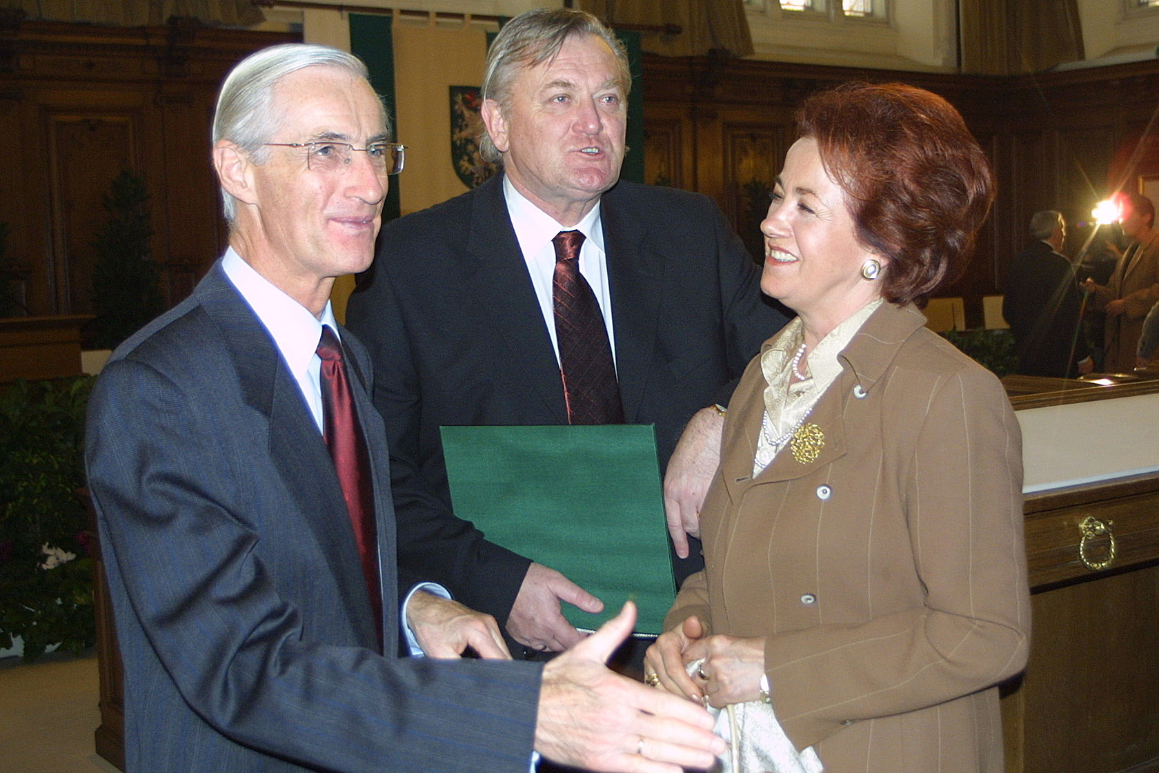 Ivica Osim erhielt 2001 die Auszeichnung "Bürger der Stadt Graz"