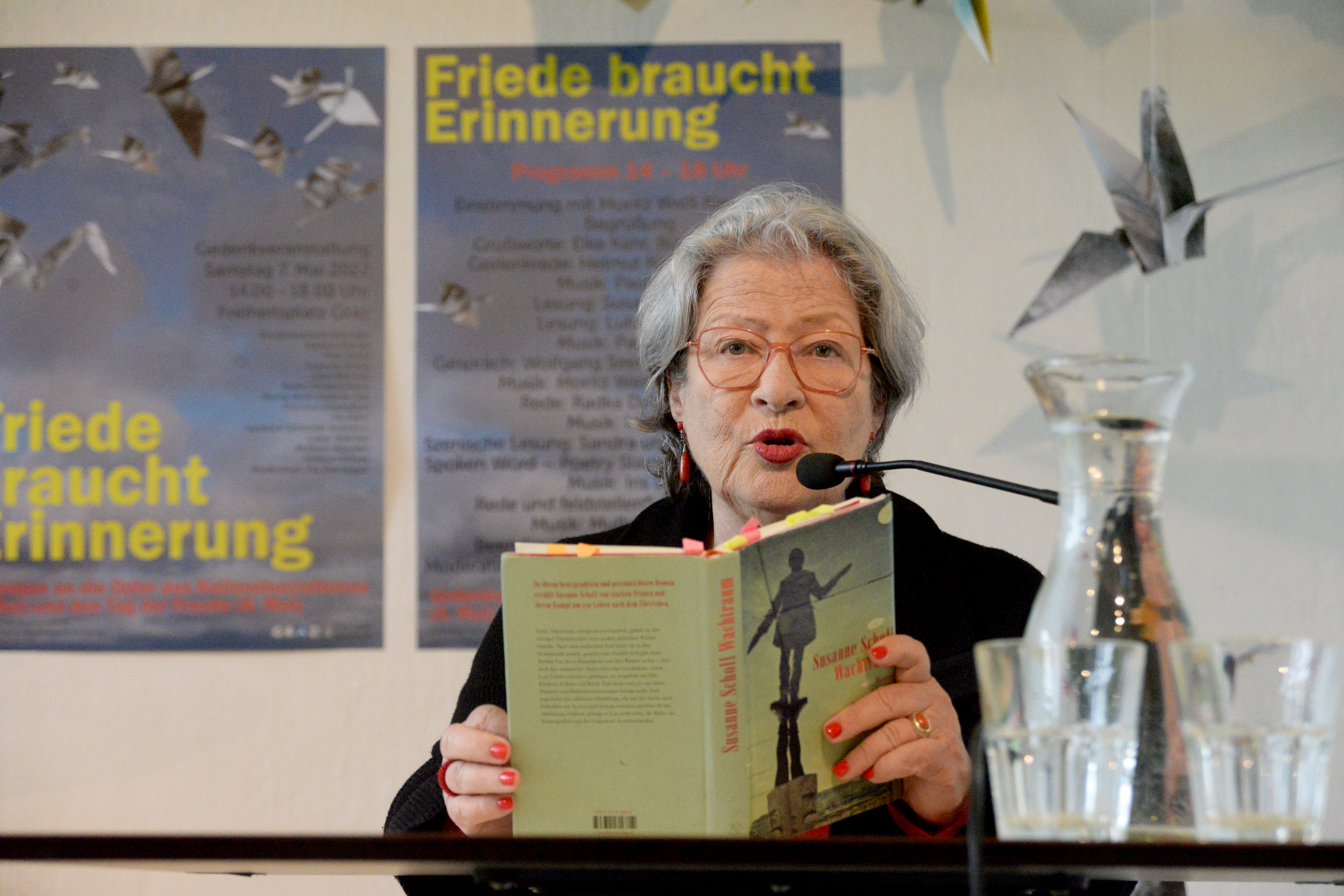 Journalistin Susanne Scholl liest aus ihrem Buch „Wachtraum“. Ein Roman über starke Frauen und das Leben nach dem Überleben.