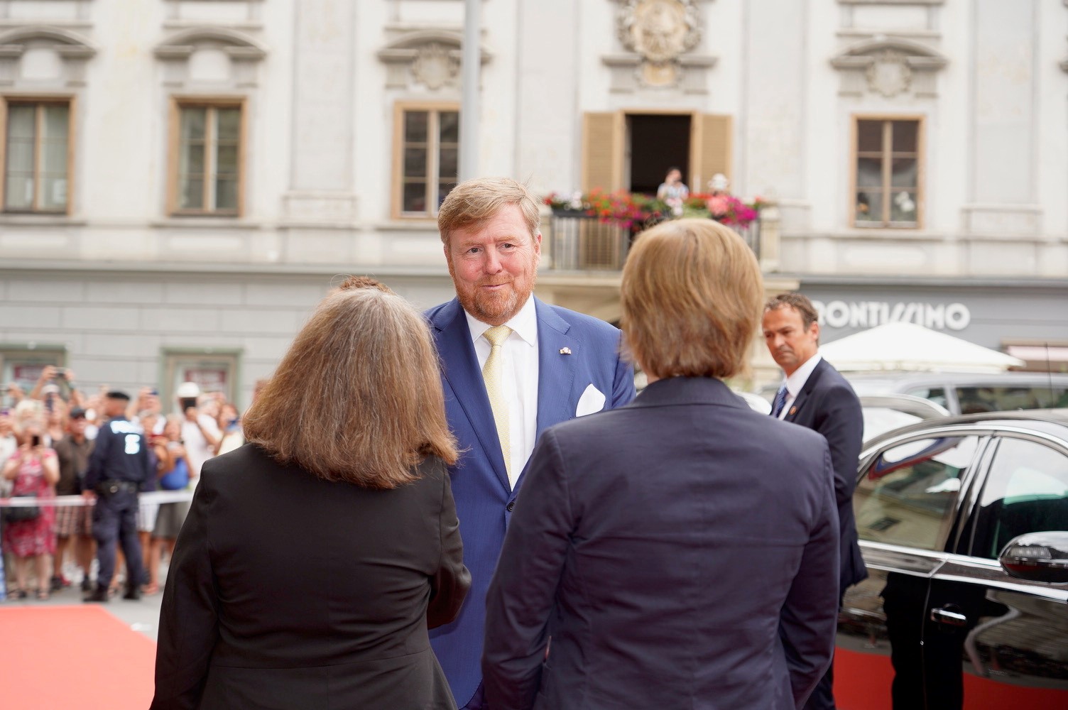 Begrüßung von König Willem-Alexander, ...