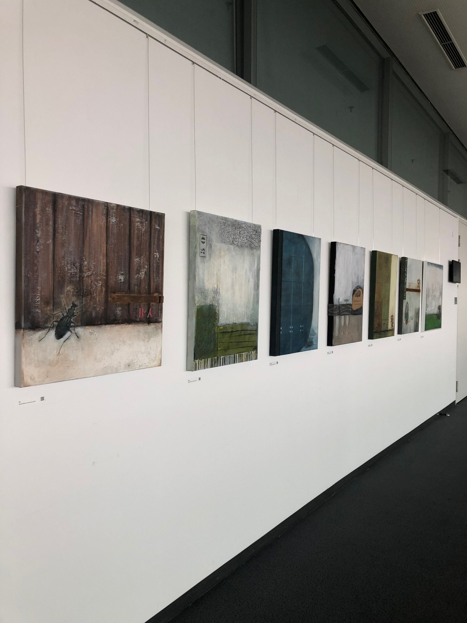 Ausstellungsansicht in der Galerie am Flughafen.