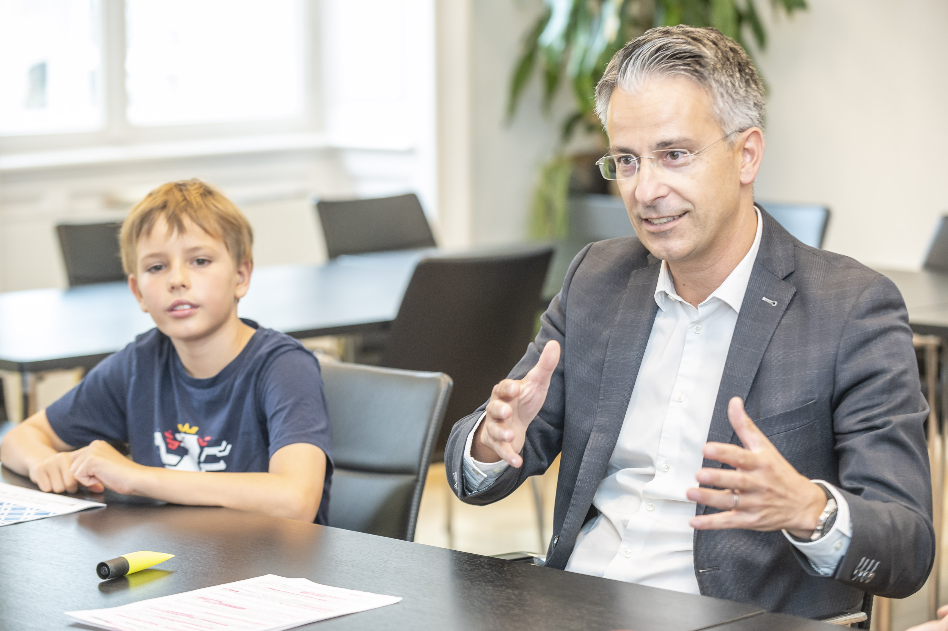 Auf Initiative von Kinderbürgermeister Felix Kanzler wurde die große Familienbefragung von Stadtrat Kurt Hohensinner umgesetzt.