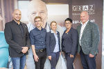 vlnr Klaus Sauseng (Geschäftsbereichsleiter Pflegewohnheime GGZ), Gesundheits- und Pflegestadtrat Robert Krotzer (KPÖ), Carina Hörting (Leiterin Human Resources GGZ), Romana Lipp (Personalvertretung GGZ), Jörg Hohensinner (Pflegedienstleiter der Albert Schweitzer Klinik) 