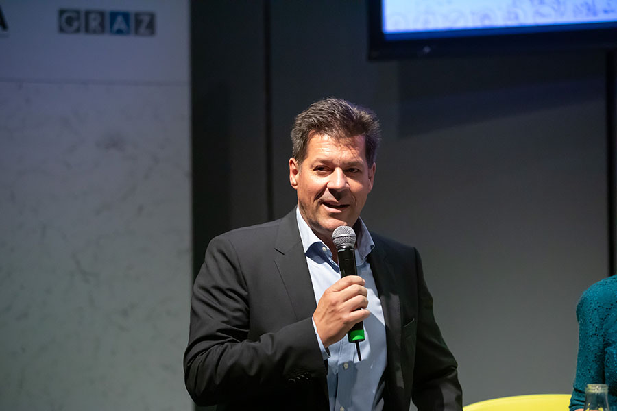 Der dritte StadtDialog beschäftigte sich im Kunsthaus mit dem Großraum Graz, bei dem sich Politiker:innen, Expert:innen und interessiertes und kritisches Publikum austauschten.