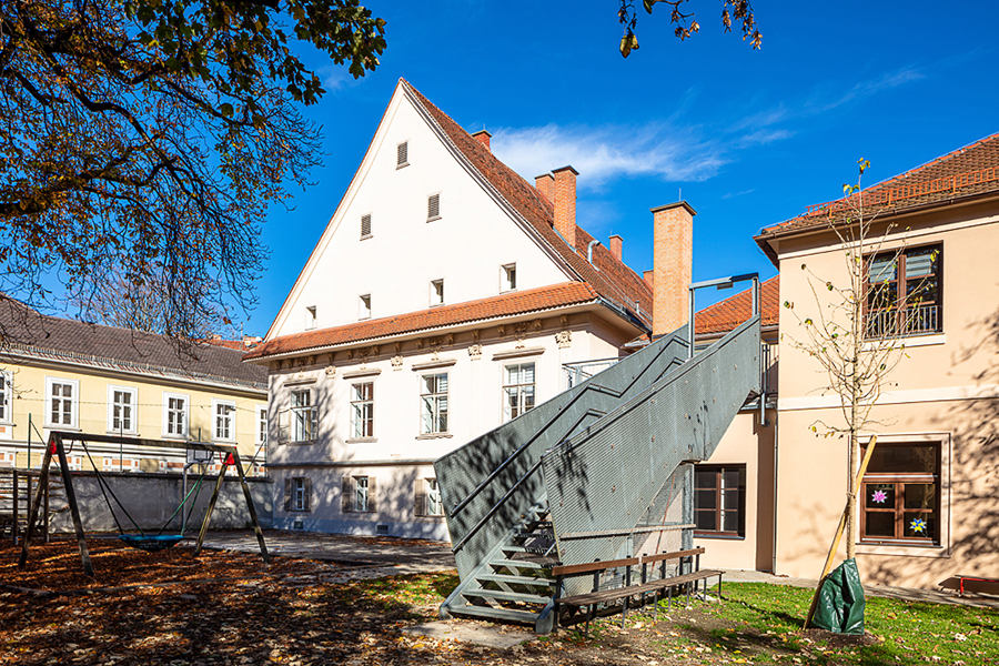 Über die Jahre gewachsene Grazer Baukultur: Kindergarten Dominikanergasse.