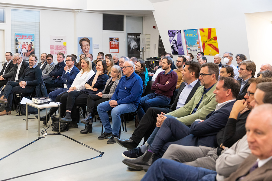 Beim vierten StadtDialog stand der Öffentliche Verkehr im Vordergrund der Vorträge und Diskussionen.