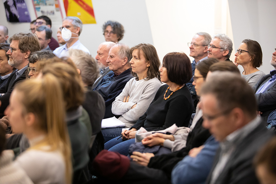 Beim vierten StadtDialog stand der Öffentliche Verkehr im Vordergrund der Vorträge und Diskussionen.