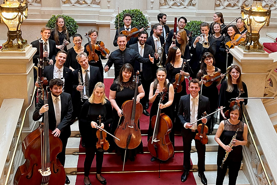 Das Kammerorchester con fuoco begeistert mit Konzerten im In- und Ausland. Am 10. Mai findet das Frühlingskonzert statt.