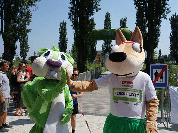 Maskottchen-Treffen: Ferdi Flott & Hansi