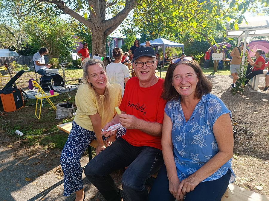 Bürgermeisterin Elke Kahr (r.) war zu Gaste beim Sommerfest des SMZ Liebenau am Grünanger.