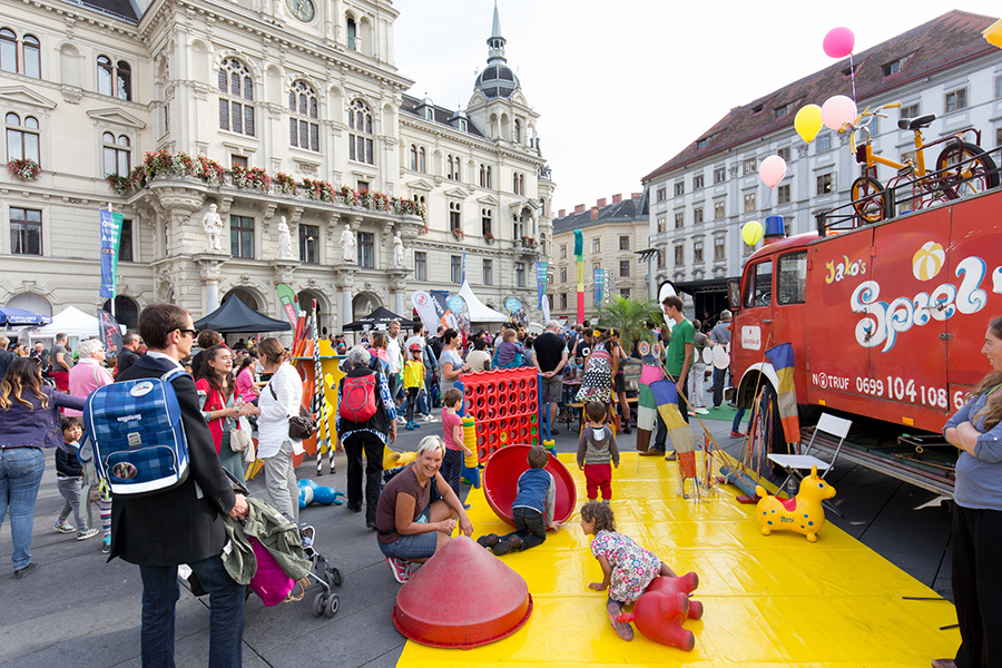Das geht''s rund: Mobilitätsfest und Tour de Graz am „Europaweiten Autofreien Tag“.