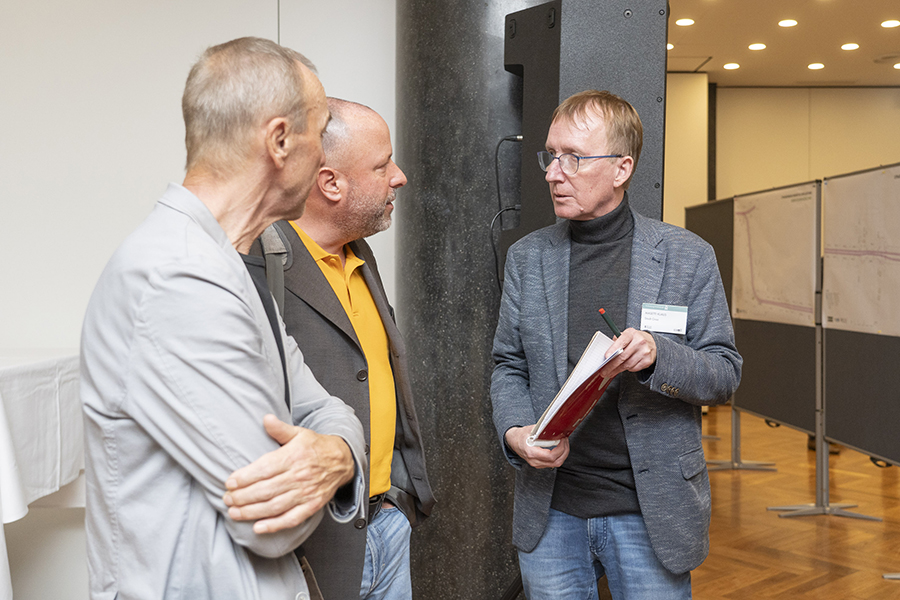 Andrang im Grazer Congress: Viele Interessierten nutzen die Gelegenheit, sich über die neue Straßenbahnstrecke in der Innenstadt zu informieren.