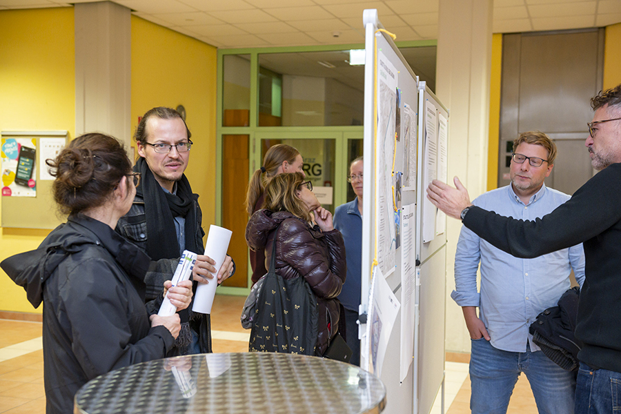 Großes Interesse bei der Präsenation des Stadtteilleitbilds Jakomini Süd.