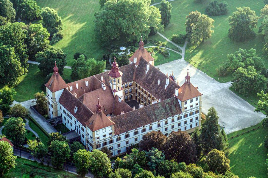 Im Bilde: Schloss Eggenberg.