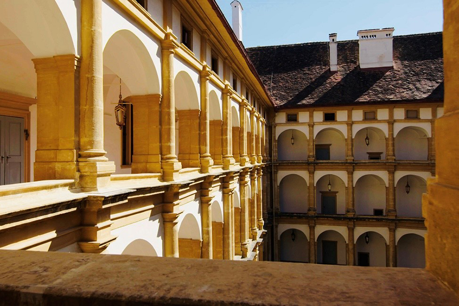 Im Bilde: Schloss Eggenberg.