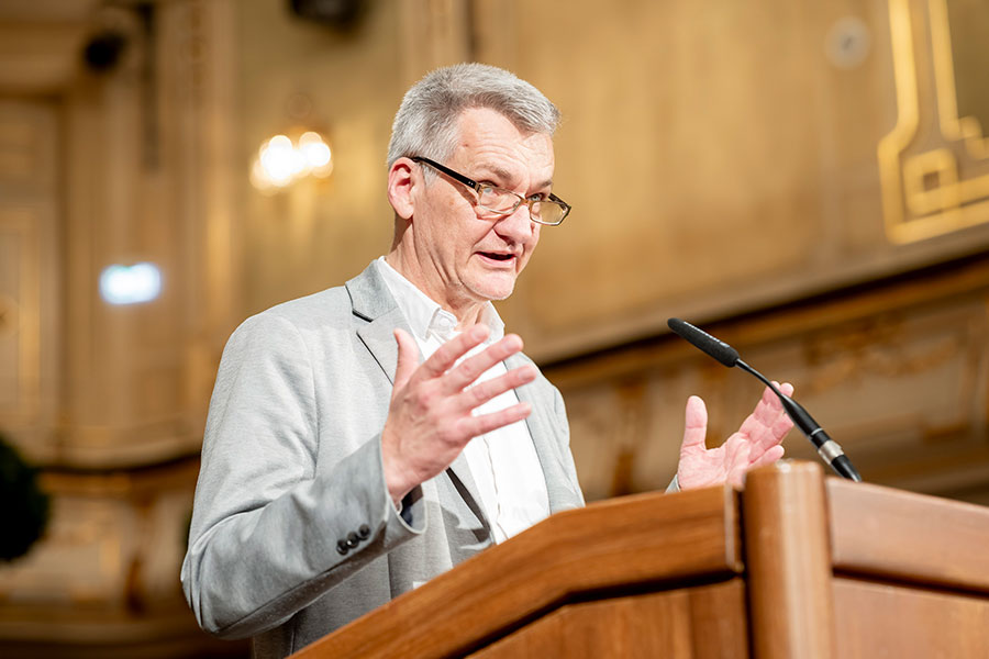 Stadtrat Manfred Eber vertrat die Bürgermeisterin.