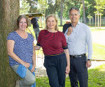 Gemeinsam stolz auf den neuen Park: Elke Kahr, Judith Schwentner und Kurt Hohensinner (v.l.) © Stadt Graz/Fischer Gemeinsam stolz auf den neuen Park: Elke Kahr, Judith Schwentner und Kurt Hohensinner (v.l.)
