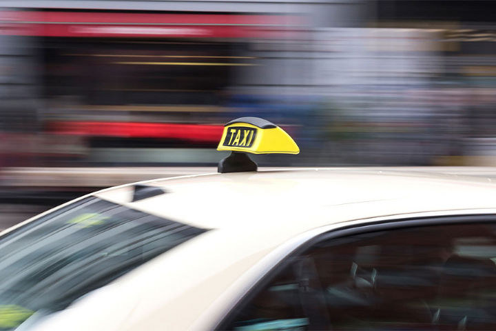 Taxi