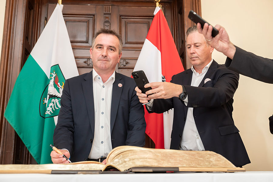 Klicken Sie sich durch die Bilder!