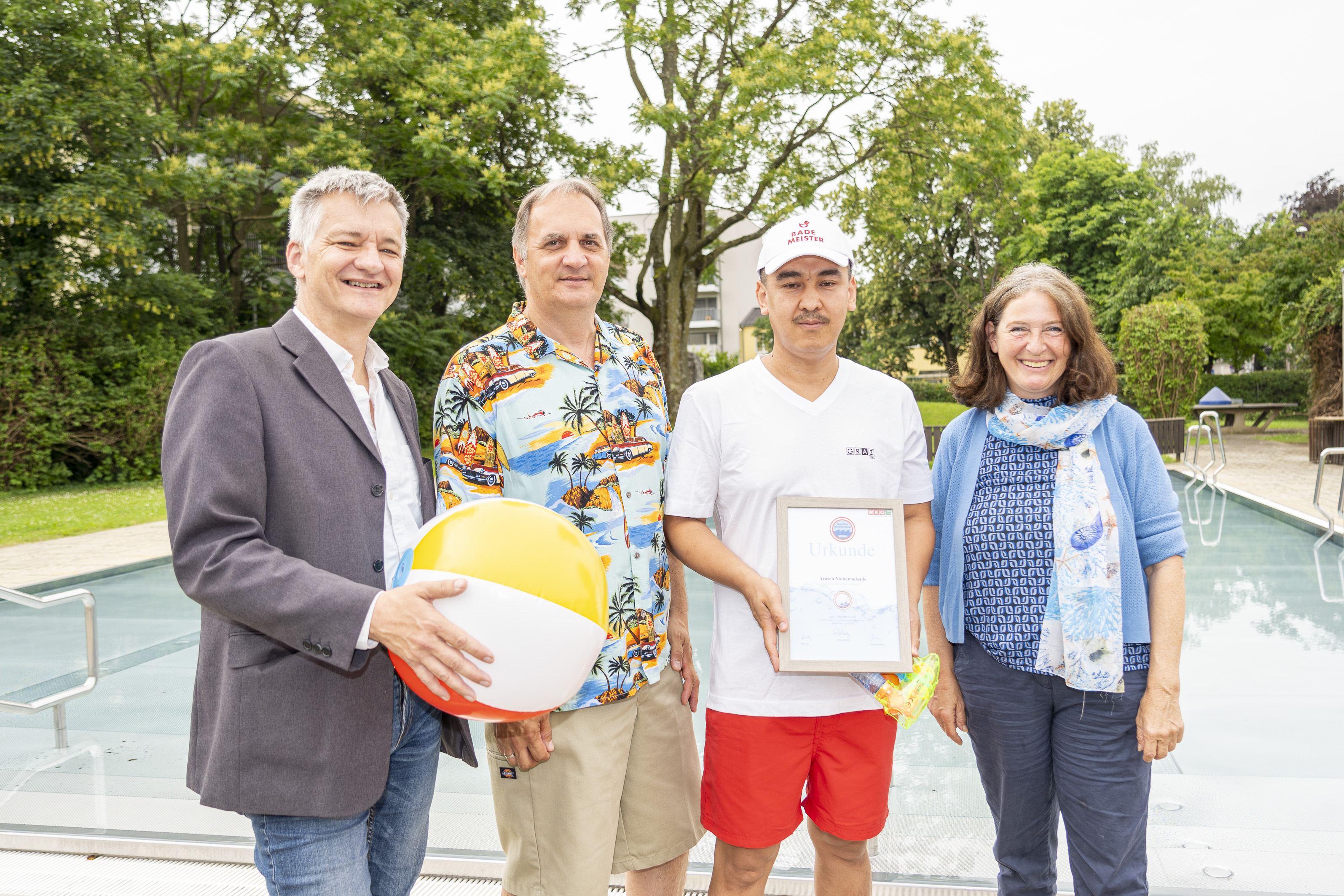 Urkundenübergabe