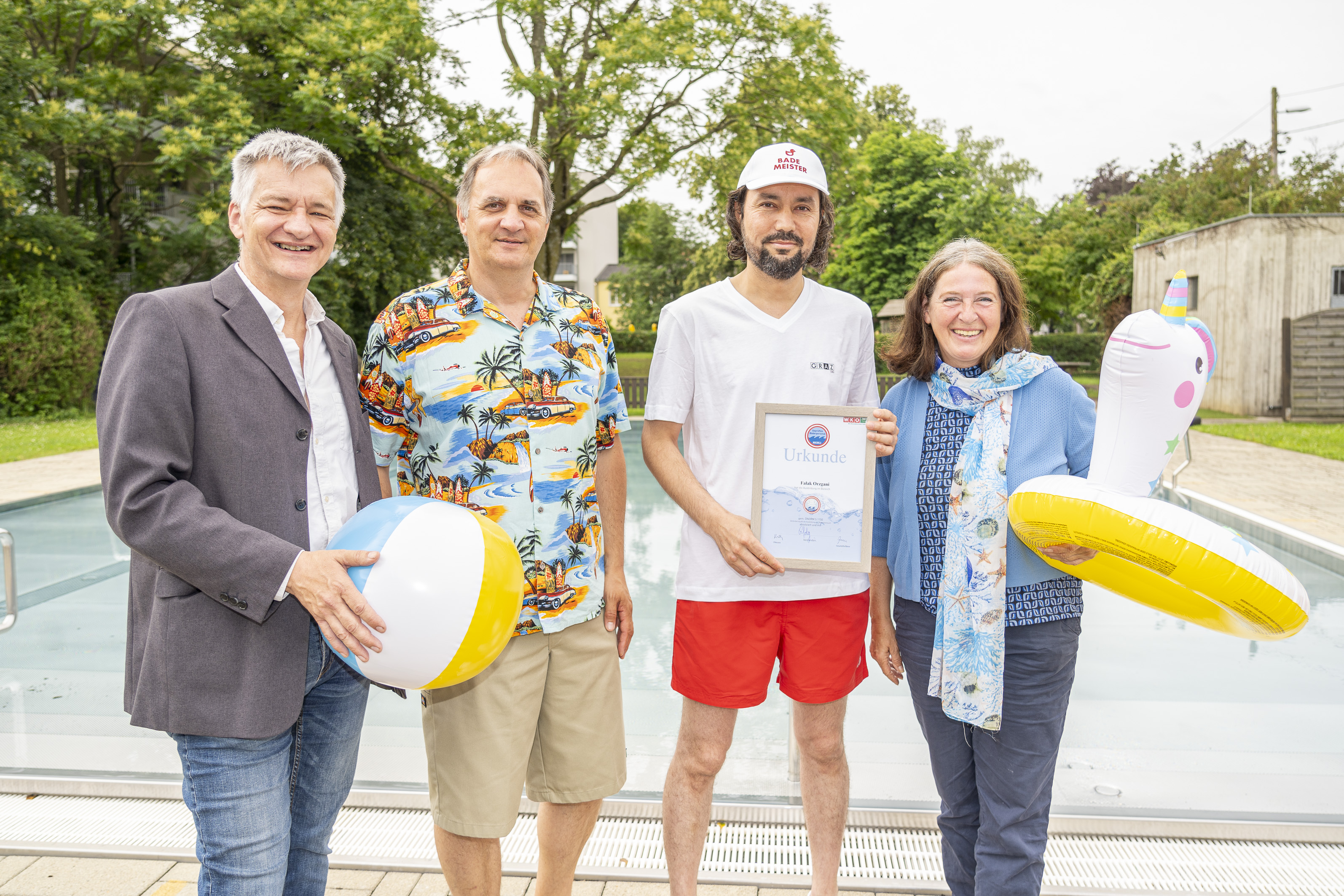 Urkundenübergabe