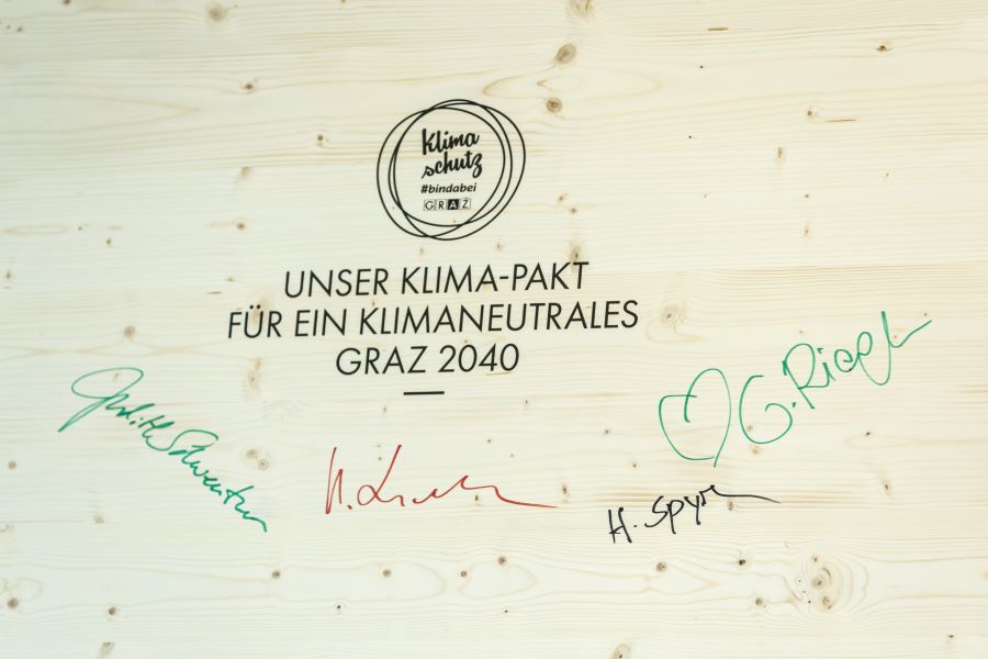 Das offizielle Bekenntnis zu Klimaschutz © Stadt Graz/Fischer Das offizielle Bekenntnis zu Klimaschutz