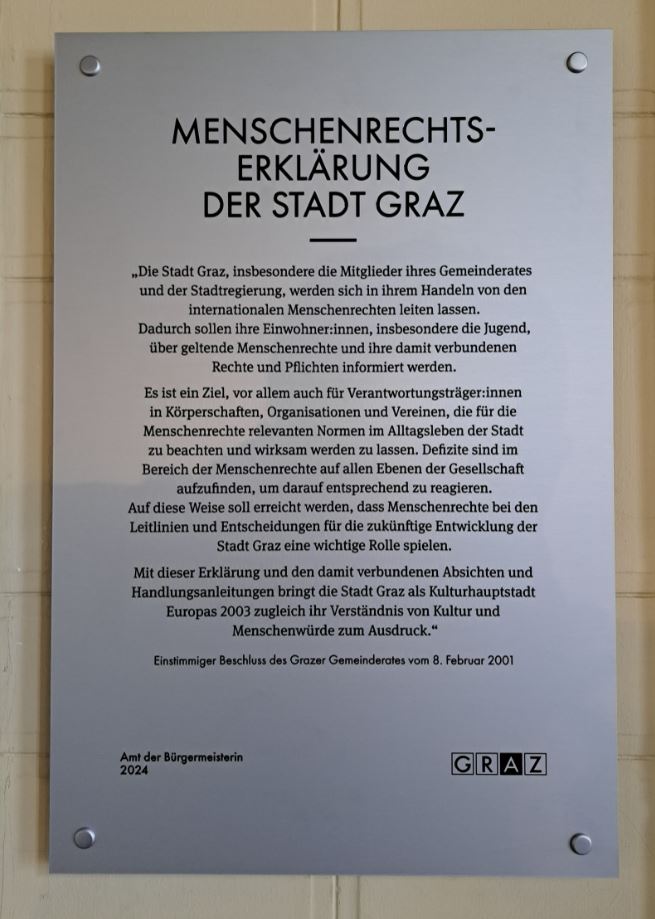 Tafel Menschenrechtserklärung der Stadt Graz.