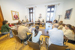 Runder Tisch © FotoFischer Runder Tisch