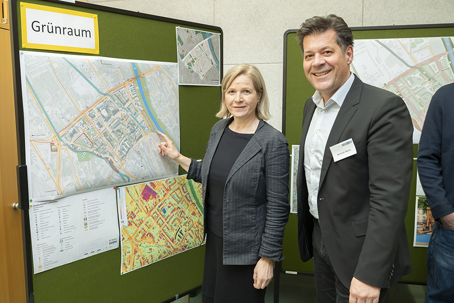 Gemeinsam mit der interessierten Bevölkerung wird ein Bild für den Stadtteil Lend-Mitte entwickelt.