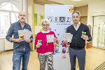 v.l. Helmut Sixt (Leiter Bereitschaftsdienst im Amt für Jugend und Familie), Ingrid Krammer (Abteilungsleiterin Amt für Jugend und Familie), Bildungs-, Jugend- und Familienstadtrat Kurt Hohensinner