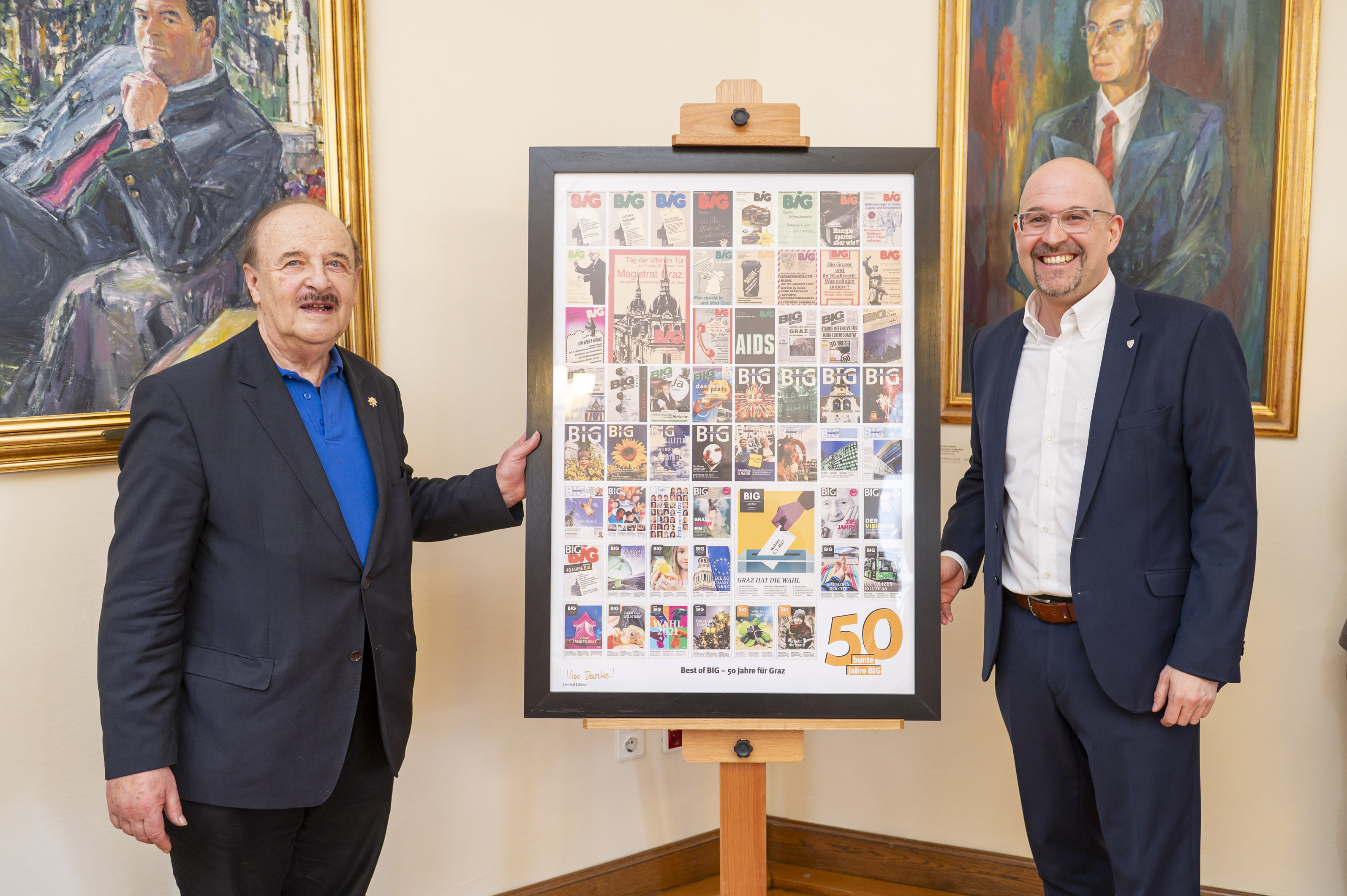 Stadthistoriker Prof. Dr. Karl Albrecht Kubinzky bekam das erste von 100 BIG-Jubiläums-Postern. Die restlichen wurden als Gastgeschenke verteilt.