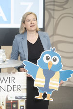 "Wie im Leben, geht es auch im Verkehr um ein respektvolles Miteinander", sagt Vizebürgermeisterin Judith Schwentner. © Foto Fischer "Wie im Leben, geht es auch im Verkehr um ein respektvolles Miteinander", sagt Vizebürgermeisterin Judith Schwentner.