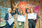 Die glücklichen Gewinnerinnen des fee-Award 2024