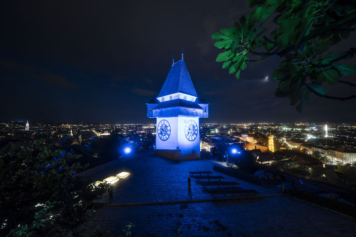 Blauer Uhrturm 